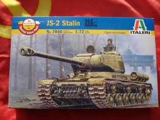 Italeri 7040  JS-2 Stalin